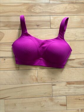 Lululemon athletica run times high support sports bra size 36DD